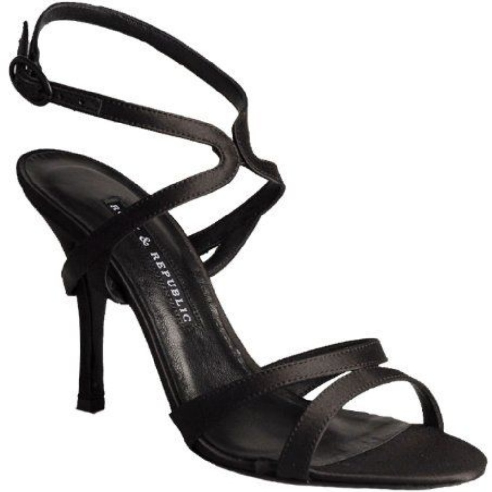 Rock and Republic Black Strappy Heel